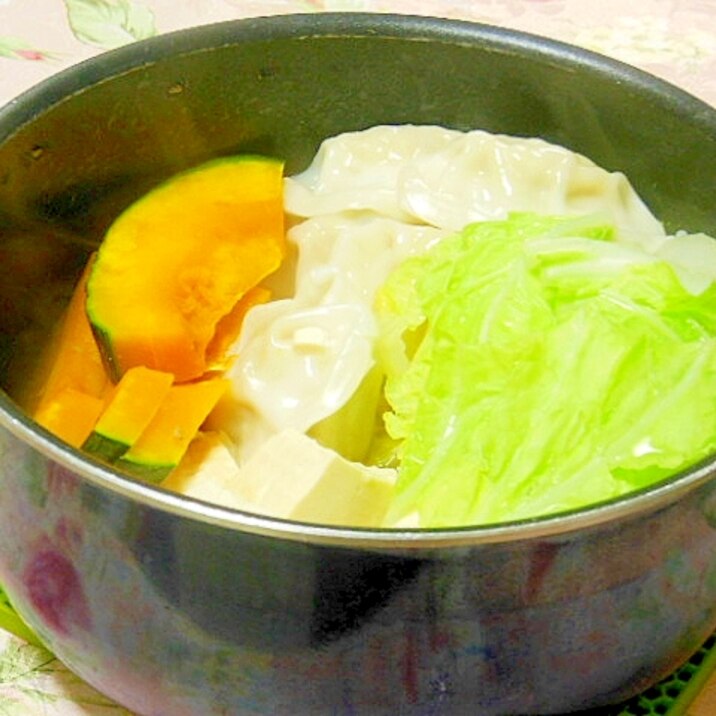 ❤白菜＆豆腐＆水餃子＆南瓜の簡単鍋❤